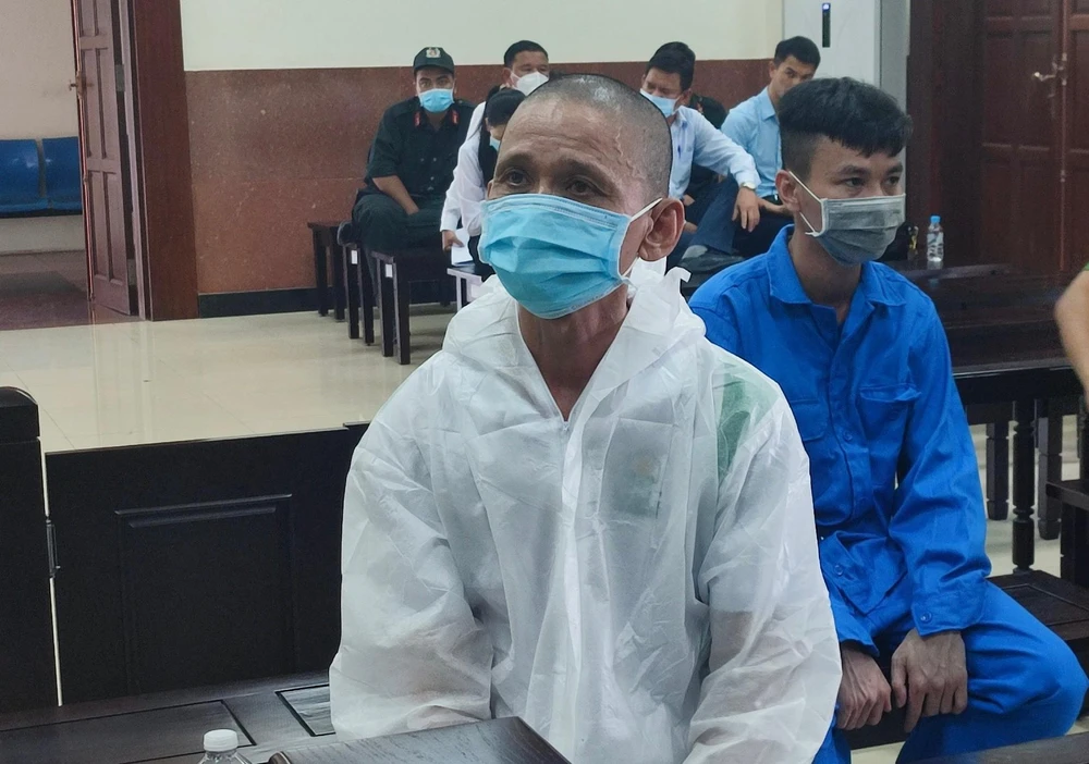 Bị cáo Nguyễn Hữu Phúc tại phiên tòa. Ảnh: NT Bị cáo Nguyễn Hữu Phúc tại phiên tòa. Ảnh: NT