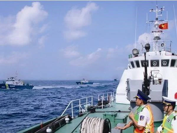 Australia đang giám sát chặt chẽ tình hình Biển Đông ảnh 1