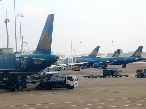 Vụ giàn khoan Hải Dương-981 ảnh hưởng hoạt động hàng không ảnh 1