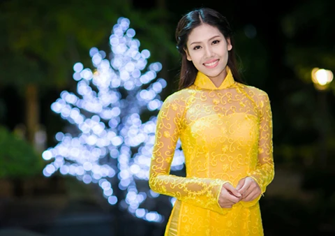 Triệu Thị Hà, TS Kim Hồng, bỏ vương miện, Ngọc Hân, Nguyễn Thị Loan Triệu Thị Hà, TS Kim Hồng, bỏ vương miện, Ngọc Hân, Nguyễn Thị Loan