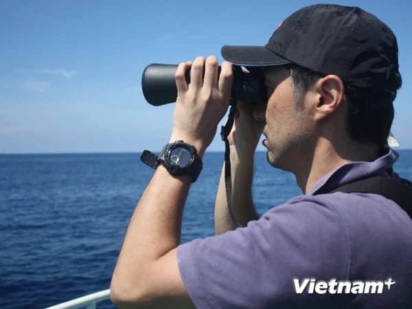 Nhà báo "ngoại" ở Hoàng Sa nói về những hành động phi pháp của Trung Quốc ảnh 2