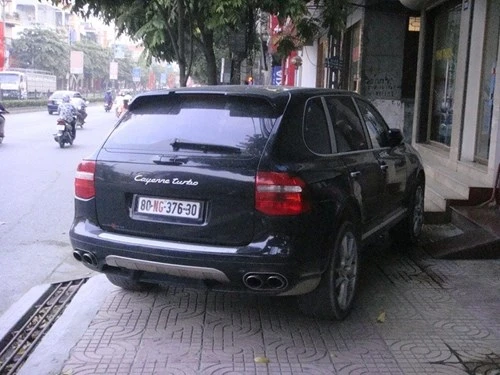 siêu-xe, Rolls-Royce Phantom, Cường-đôla, Cường Luxủy, Đỗ-Bình-Dương, bầu-Thụy,