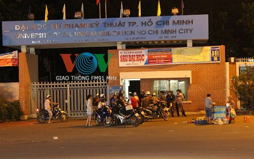 Rơi từ tầng 4 của trường đại học, nam sinh tử vong ảnh 1