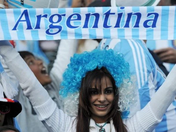 Hai cổ động viên Argentina chết vì đau tim sau trận bán kết ảnh 1