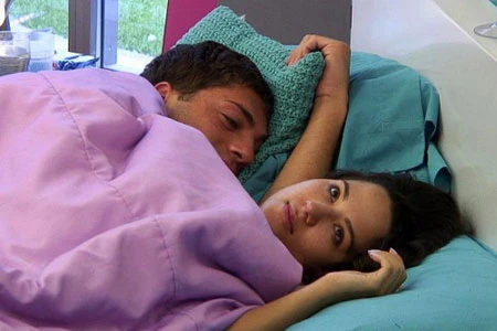 quan hệ, truyền hình thực tế, lên giường, người giấu mặt