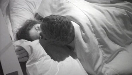 quan hệ, truyền hình thực tế, lên giường, người giấu mặt