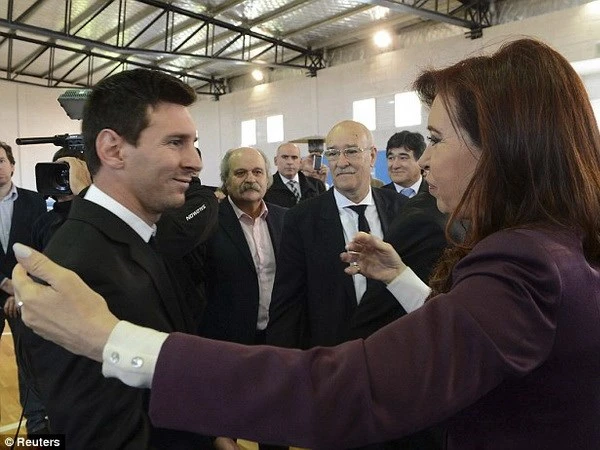 Lionel Messi lên tiếng sau những chỉ trích về Quả bóng Vàng ảnh 1