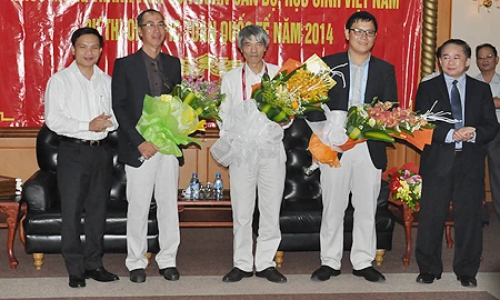 gặp lại, thần đồng, toán học, Olympic, quốc tế, Lê Bá Khánh Trình