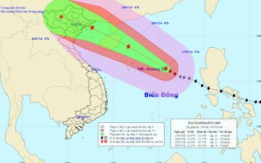 Tâm bão số 2 cách Hoàng Sa 390km, gió giật cấp 16 ảnh 1