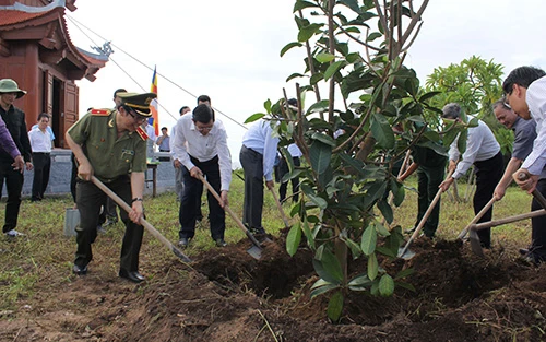Vẫn có nhiều yếu tố phương hại đến quốc phòng, an ninh quốc gia ảnh 2