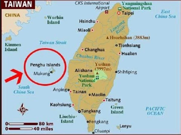 Máy bay ATR-72 của Đài Loan rơi trúng nhà dân, hơn 40 người thiệt mạng ảnh 6 Máy bay ATR-72 của Đài Loan rơi trúng nhà dân, hơn 40 người thiệt mạng ảnh 6