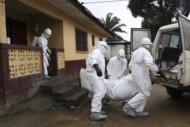Chùm ảnh đại dịch khủng khiếp Ebola đang đe dọa cả thế giới ảnh 2
