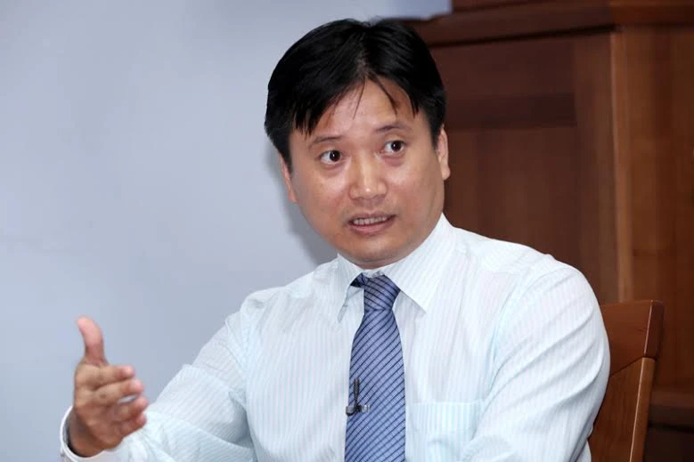 Giàn khoan, HD-981, Hải Dương-981, biển Đông, ASEAN, Trung Quốc, COC, DOC, yêu nước, tuần hành, vòi rồng, bành trướng, chiến tranh, Trường Sa, Hoàng Sa, chủ quyền, độc lập dân tộc, cảnh sát biển Việt Nam