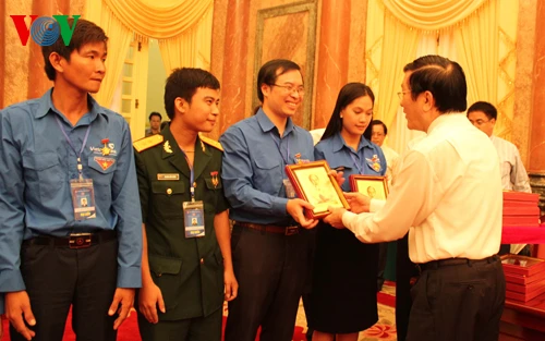 Vì sao Việt Nam lại phải chịu thua kém các quốc gia khác? ảnh 1