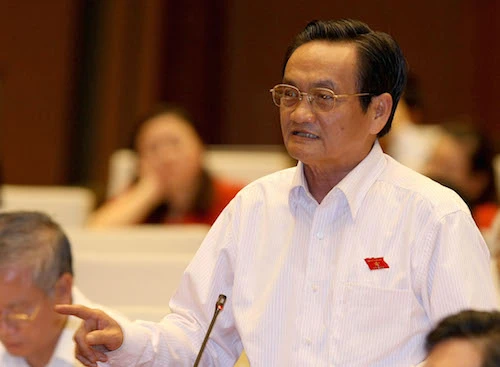 Đại biểu Trần Du Lịch. Tran-du-lich-2-5927-1415183352.jpg