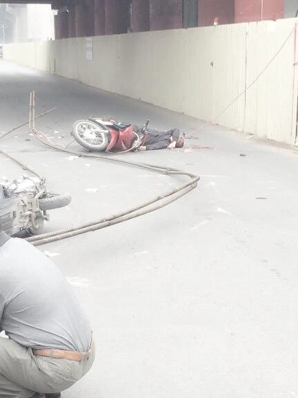 Tai nạn nghiêm trọng ở công trường dự án đường sắt trên cao ảnh 1 Tai nạn nghiêm trọng ở công trường dự án đường sắt trên cao ảnh 1