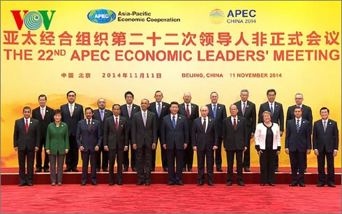Thấy gì qua 'bắt tay', 'tiếp xúc' các nước lớn tại APEC 2014 ảnh 3