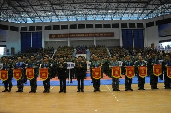 Hội thao võ chiến đấu tay không toàn quân 2014 ảnh 1