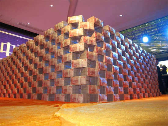 Nhận tiền thưởng Tết như thế này mới đã tay! ảnh 4