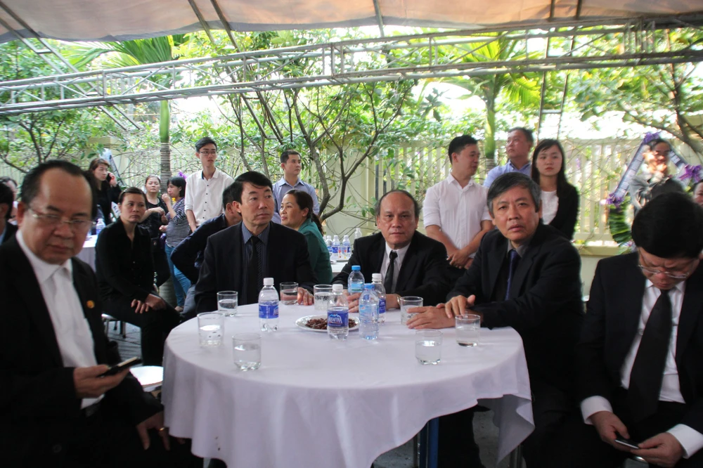 Vĩnh biệt Nguyễn Bá Thanh: Có ai biết trong đau thương lại có tự hào! ảnh 3