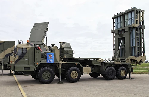 Tổ hợp S-350 Vityaz. Đạn tên lửa 9M96 Tổ hợp KM-SAM phát triển trên cơ sở S-350 Vityaz.