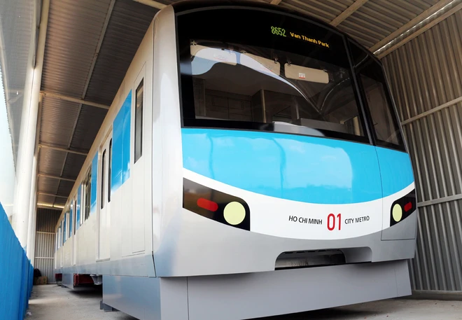 Bên trong metro đầu tiên của Việt Nam ảnh 2