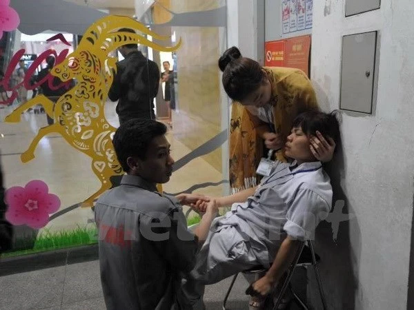 Đề nghị tạm dừng hoạt động tòa nhà The Garden sau sự cố ngất xỉu ở Big C ảnh 1