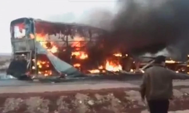 Xe buýt bốc cháy, cả đội tuyển điền kinh thiệt mạng ảnh 1