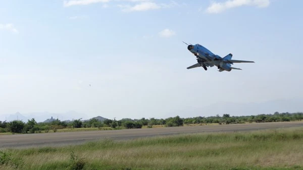 Hé lộ nhiệm vụ của phi công cường kích Su 22M4 ảnh 2