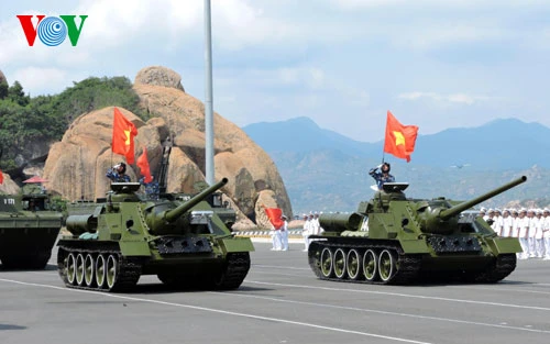 Chủ tịch nước trao danh hiệu Anh hùng cho Quân chủng Hải quân ảnh 5