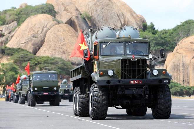 Dàn vũ khí trên bộ của Hải quân Việt Nam ảnh 1