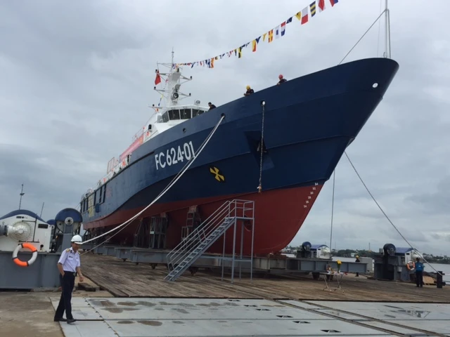 Hạ thủy tàu tuần tra kết hợp tìm kiếm cứu nạn xa bờ hiện đại ảnh 4