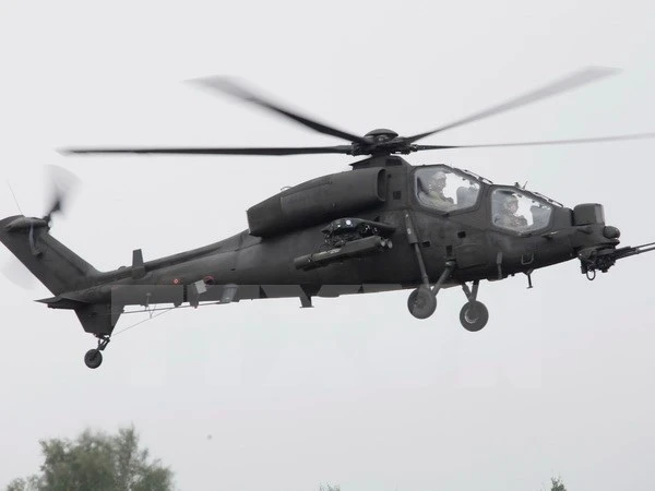 Máy bay trực thăng quân sự của Lào chở 20 người mất tích ảnh 1