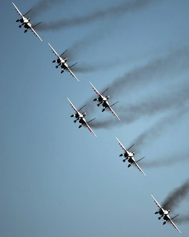 Mãn nhãn với buổi khai mạc triển lãm hàng không MAKS-2015 ảnh 17