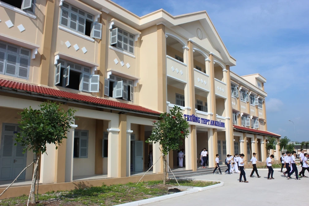 Lễ khai giảng ở ngôi trường chỉ toàn học sinh lớp 10 ảnh 3