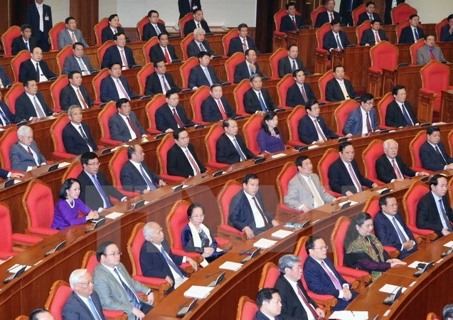 Giới thiệu nhân sự đủ tiêu chuẩn tham gia Bộ Chính trị khóa XII ảnh 2