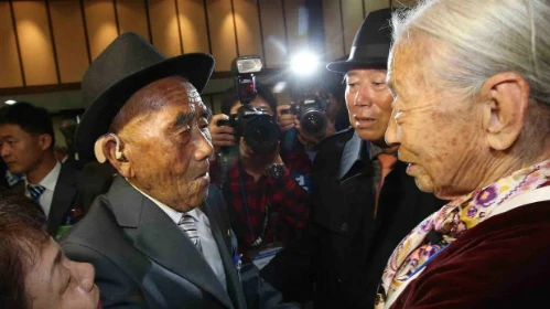 cuoc-hoi-ngo-12-gio-cua-cap-vo-chong-ly-biet-65-nam