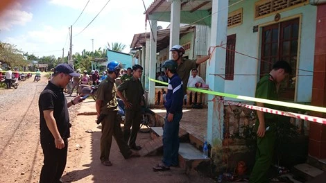 Thảm án ở Long An: VKS tỉnh cho hay đây là vụ tự sát ảnh 4