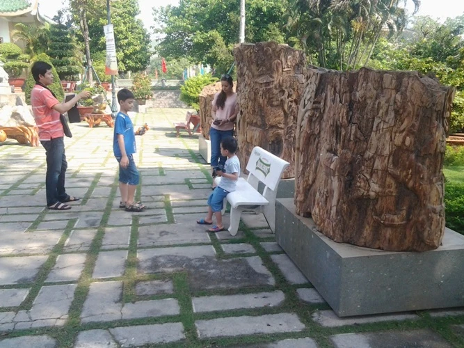 Chùm ảnh: Độc đáo tác phẩm điêu khắc đá Trấn Biên ảnh 12