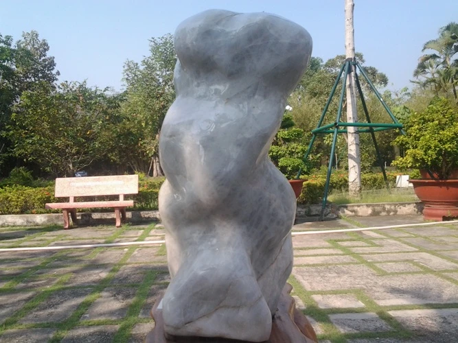 Chùm ảnh: Độc đáo tác phẩm điêu khắc đá Trấn Biên ảnh 8