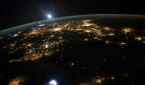 Những hình ảnh chứng minh Trái đất đẹp nhất hệ mặt trời ảnh 15