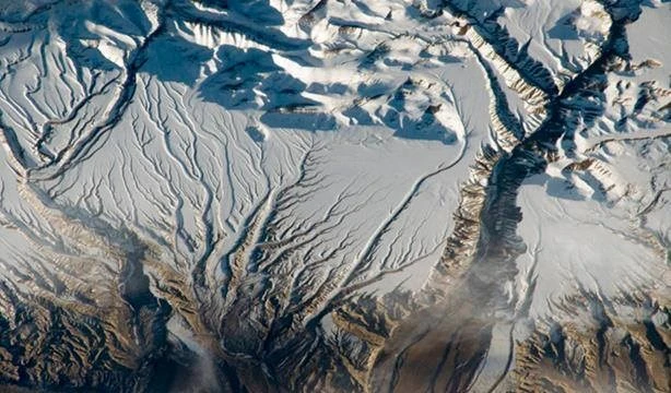 Những hình ảnh chứng minh Trái đất đẹp nhất hệ mặt trời ảnh 2