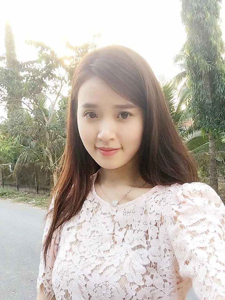 Những sao Việt mặt mộc vẫn xinh lung linh ảnh 10