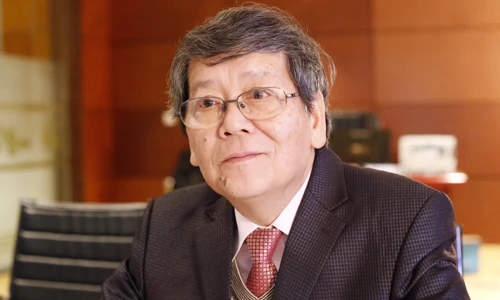 ong-vu-ngoc-hoang-bo-chinh-tri-de-nghi-de-mot-nguoi-lam-tong-bi-thu