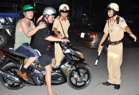 Bộ Công an: CSGT chỉ trưng dụng phương tiện theo quyết định của Bộ trưởng ảnh 1