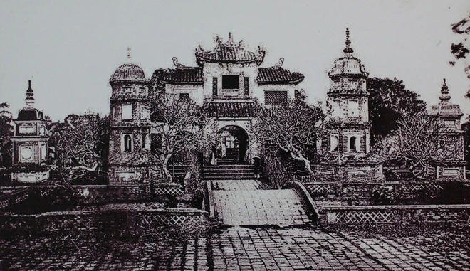 Chùm ảnh: Hồ Gươm hơn 100 năm trước ảnh 10