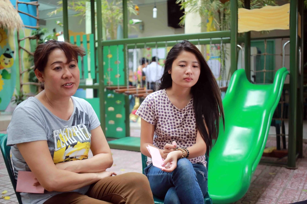 Quận 1: Nhiều cử tri tranh thủ giấc trưa đi bỏ phiếu ảnh 4