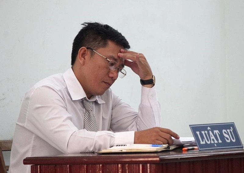 Mức án bất ngờ dành cho 'chủ mưu' vụ cướp giật bánh mì ảnh 6