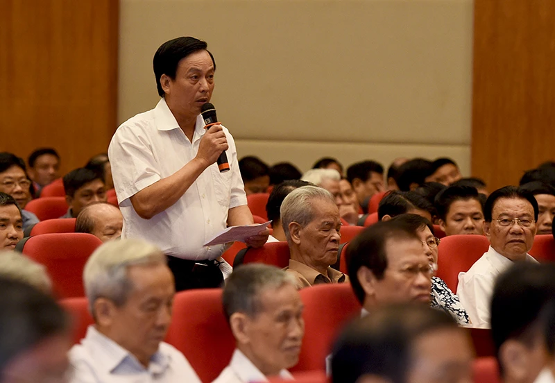 Cử tri TP Hải Phòng kỳ vọng Chính phủ mới sẽ có nhiều đổi mới trong chỉ đạo, điều hành. Ảnh: VGP/QUANG HIẾU