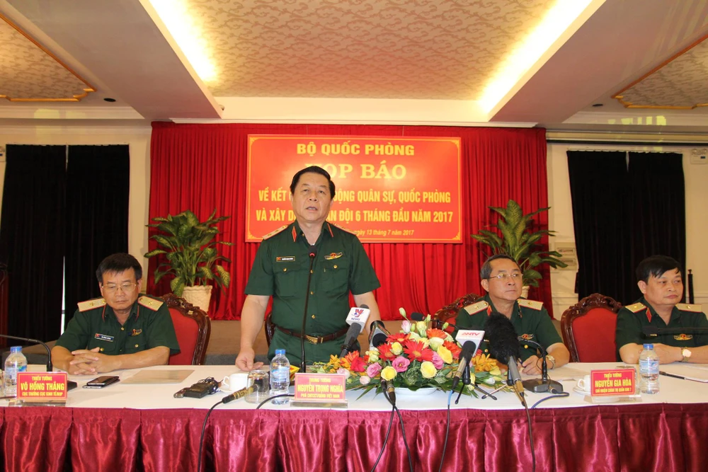 Bộ Quốc phòng họp báo: Nhiều thông tin về DN quân đội ảnh 1